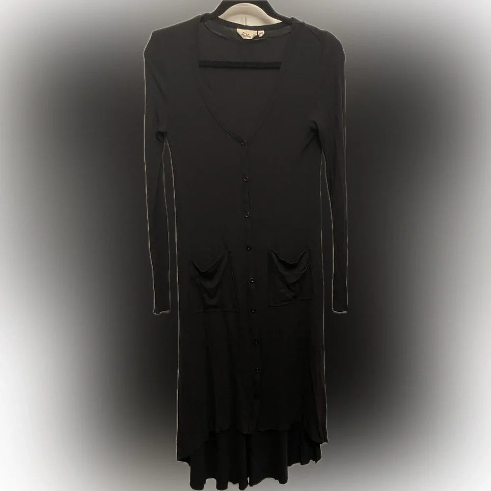 Harlow Black V-Neck Long Sleeve Cardigan - Picture 2 of 6